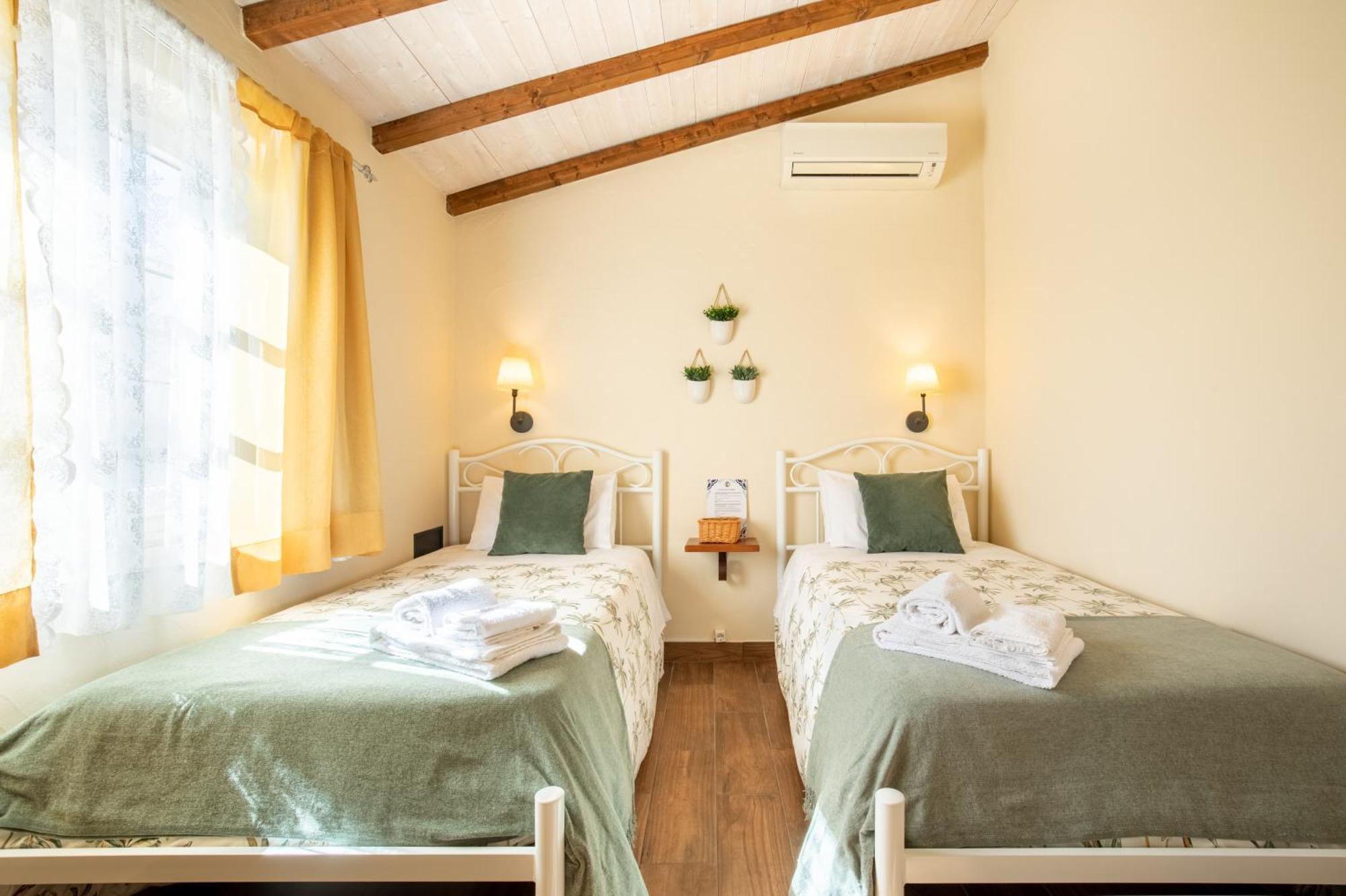 Casinha D'Avo Guesthouse Lagos Luaran gambar